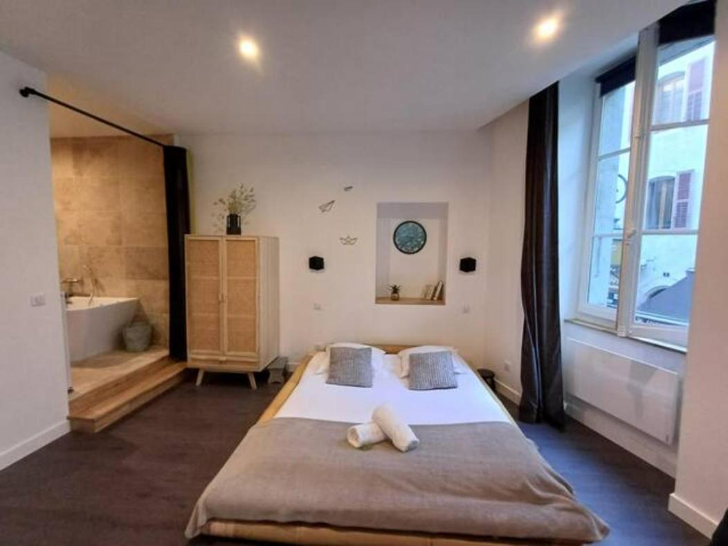 Le Sainte Claire - Majord'Home Annecy Centre Exterior foto